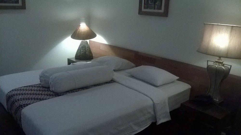 Rumah Turi Eco Boutique Hotel Surakarta  Экстерьер фото
