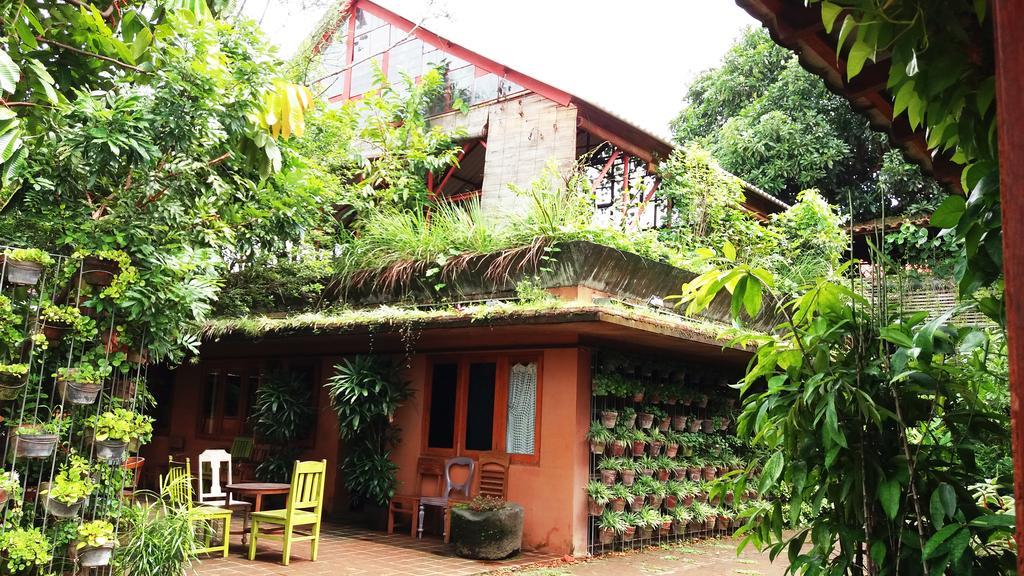 Rumah Turi Eco Boutique Hotel Surakarta  Экстерьер фото